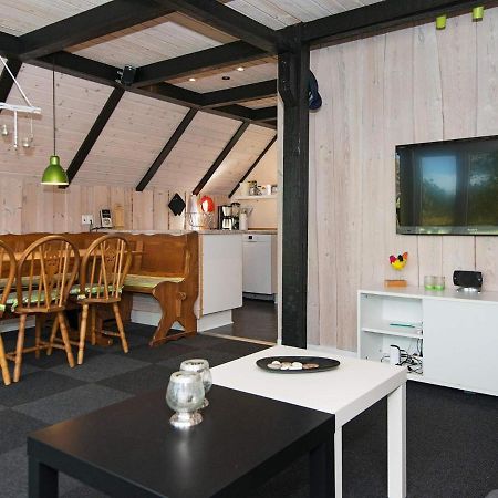 6 Person Holiday Home In R M Toftum  ภายนอก รูปภาพ