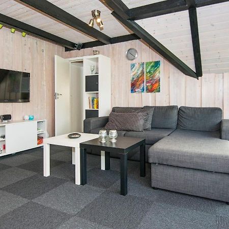 6 Person Holiday Home In R M Toftum  ภายนอก รูปภาพ